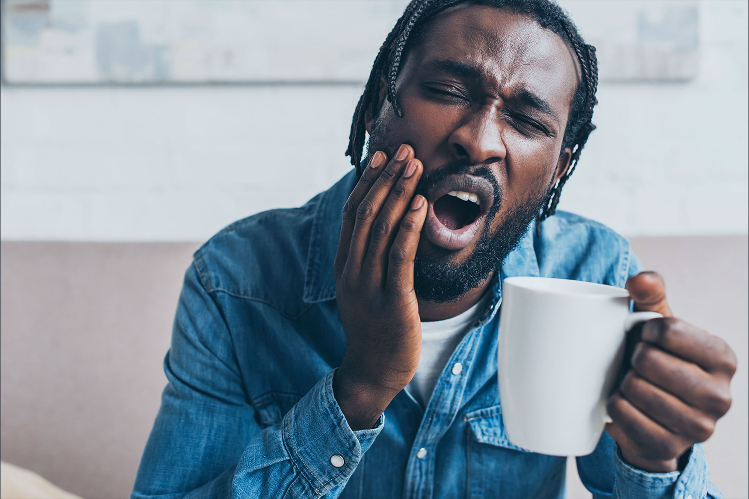 Emergency dentist near me providing urgent dental care in Toronto